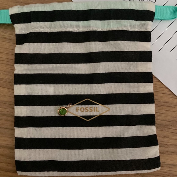 NWOT Green Pendant - Picture 2 of 4